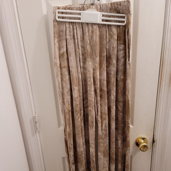 Tie Dye Lounge Set - Picture 6 of 6